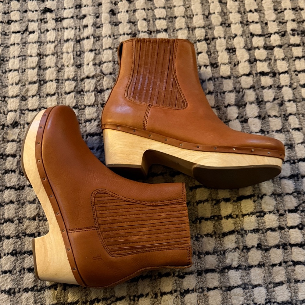 Frye Tan Leather Ankle Booties